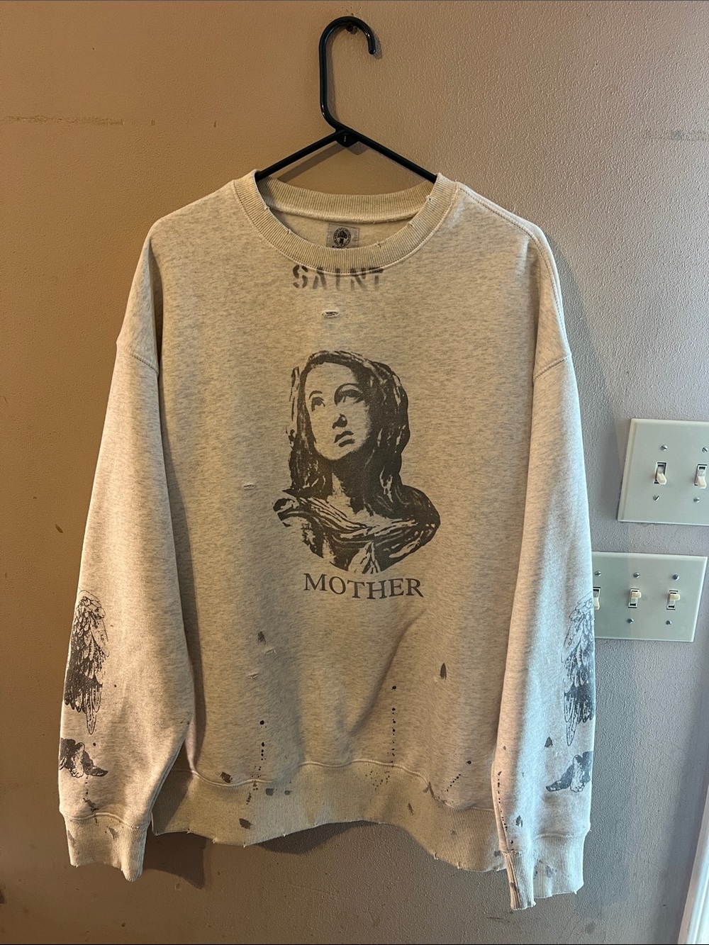 SAINT MXXXXXX DISTRESSED MOTHER CREWNECK SIZE XL